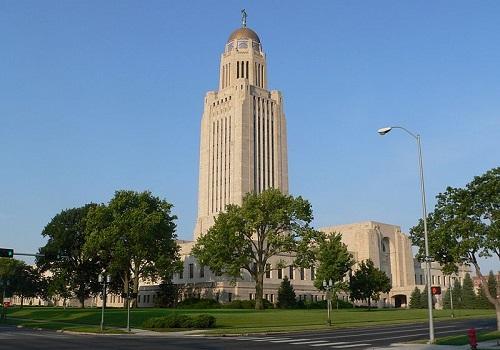  Nebraska State Capitol in Lincoln. Image: Ammodramus via Wikimedia 
