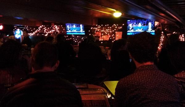 Patrons at a sports bar in Boulder watch the GOP Debate at the nearby University of Colorado campus. Image: WeedWorthy.com