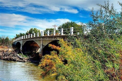 Avondale Bridge, Pueblo County, Colorado. Image: Thad Roan via Wikimedia Commons.
