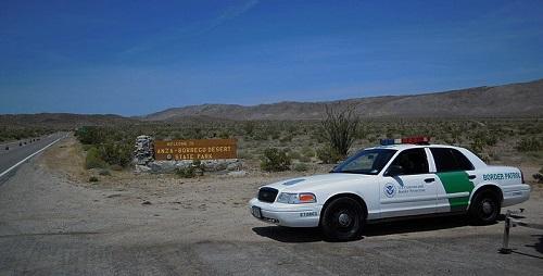Border Patrol at California checkpoint. Image: Florian via Wikimedia Commons