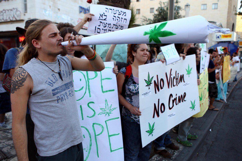 Image of marijuana legalization protests in Israel 