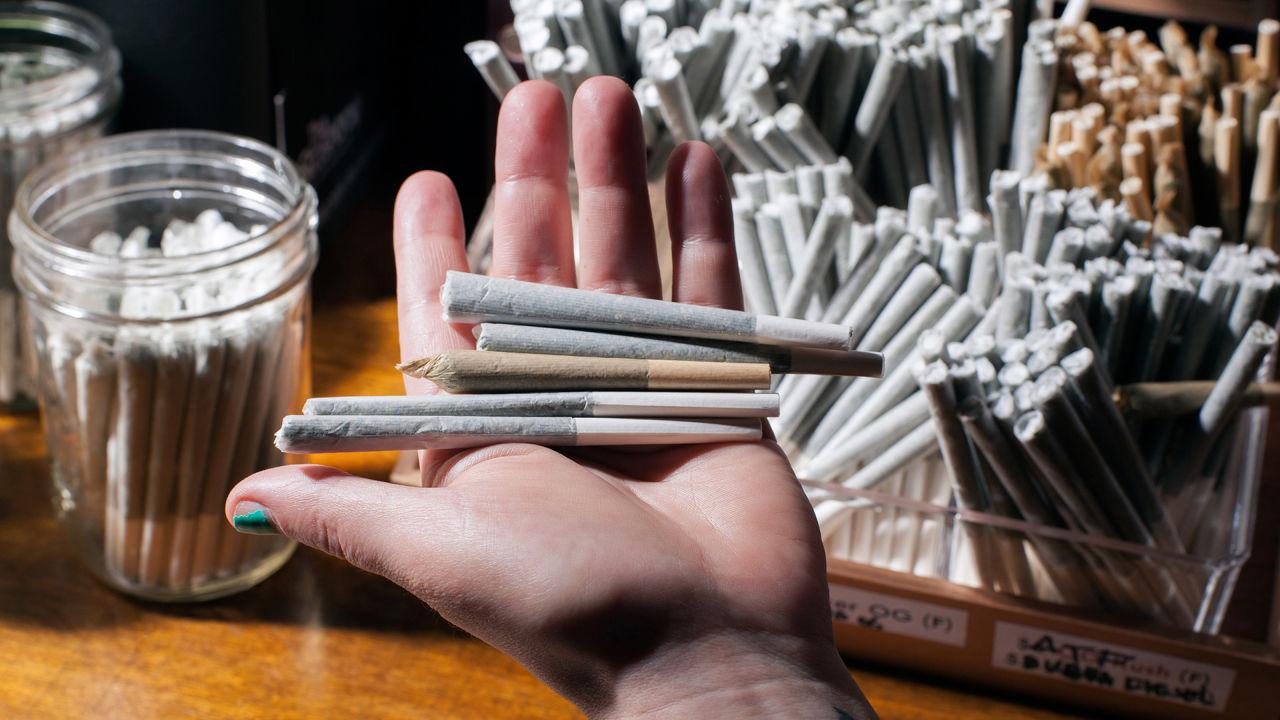 Image of pr-rolled marijuana joints 