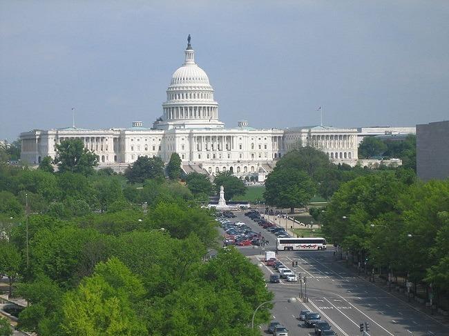 U.S. Capitol as seen from the Newseum. Image: Jorge Gallo via Wikimedia Commons 